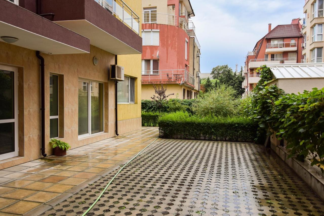 Apartment Coral Pomorie Buitenkant foto